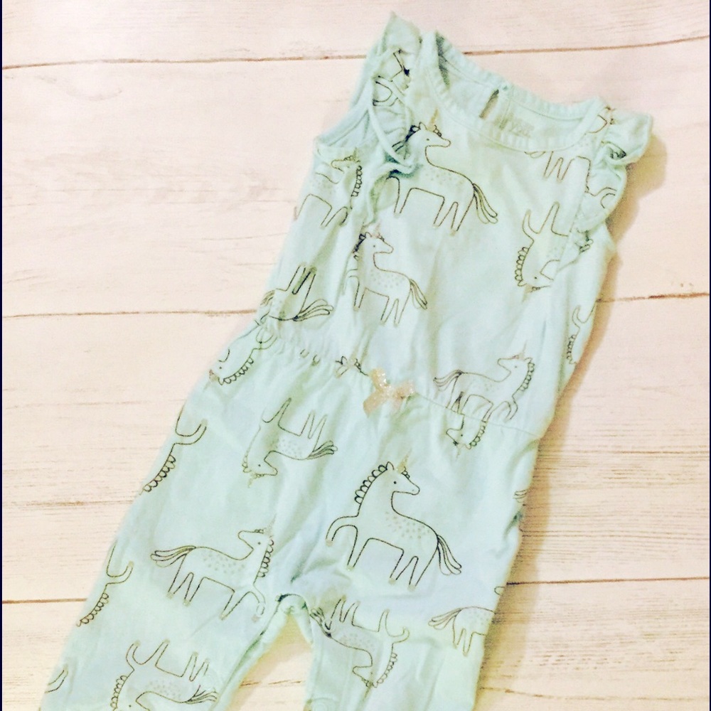 New without tags, Adorable unicorn one piece, made by Carter’s, size 6 month
